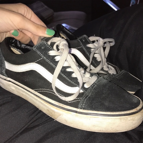 Vans Shoes - Black vans retro